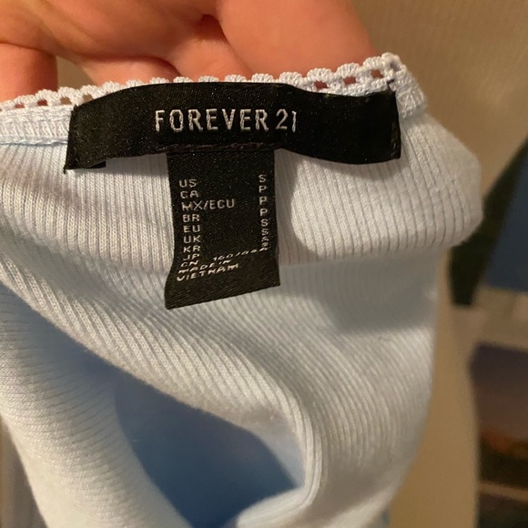 Solid blue and white tank - Picture 2 of 4